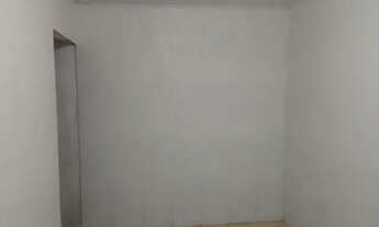 Imagem 6: Casa 2 comodos e banheiro