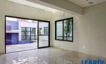 Imagem 6: COBERTURA - ANÁLIA FRANCO - SP