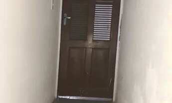 Imagem 2: Alugo casa em frente ao Cometa