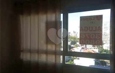 Imagem 2: Apartamento 2 quartos, 1 suite, banheiro social, 1 vaga coberta, churrasqueira, Menino Deu