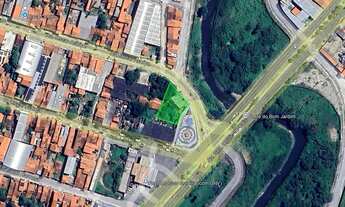 Imagem: Imóvel para venda tem 1060 metros quadrados