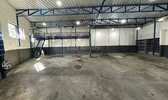 Imagem 4: Galpão com 2 banheiros para Alugar, 200m² no bairro Carmo