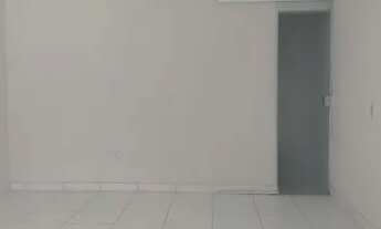 Imagem 3: Ponto Comercial Casa com 1 dormitório