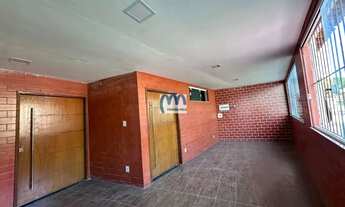 Imagem 2: Casa à venda com 3 quartos, 100m²