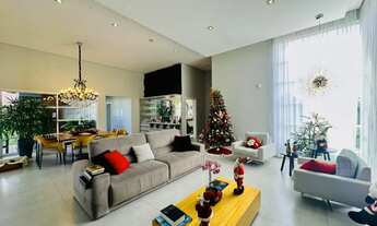 Imagem 3: Casa padrão condomínio em bairro nobre