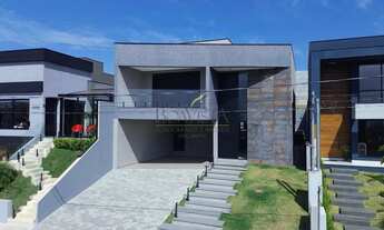 Imagem: Casa à Venda, 3 Quartos, 3 Suítes, Piscina