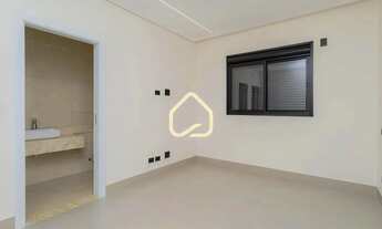 Imagem 7: Casa térrea de alto padrão à venda no Residencial Alphaville III com 3 suítes, piscina aqu