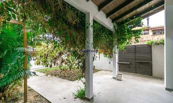 Imagem 4: Casa sobrado no bairro Cristal de 3 dormitórios e 3 vagas