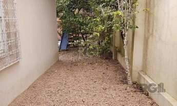 Imagem 3: Excelente casa em Belém Novo na rua Eustáquio Inácio da Silveira próximo ao Colégio Glicér