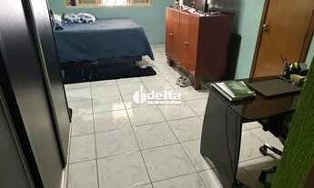 Imagem 11: Casa disponível para venda no bairro Segismundo Pereira em Uberlândia MG