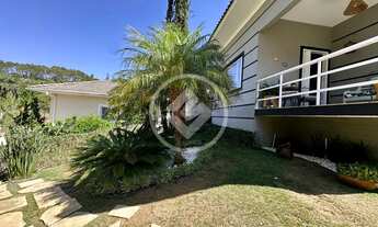 Imagem 2: Casa em Condomínio com 4 Quartos e 260m² à venda por R$1.200.000,00 - Cascata do Imbuí - T