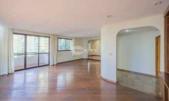 Imagem: Apartamento Santa Cecília com varanda em