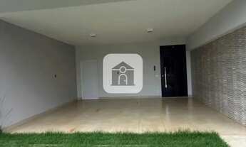 Imagem: Casa disponível para locação em condomínio