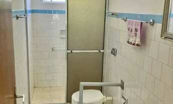 Imagem 7: Apto de 02 dorm no Passo da Areia, de fundos, sol da manhã, 01 lance de escada