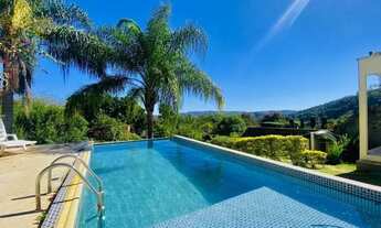 Imagem: Procurando casa em um condomínio tranquilo