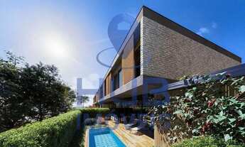 Imagem 7: Casa 4 Dormitórios para venda em Balneário Camboriú - SC