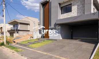 Imagem: Sobrado no Jardins Porto