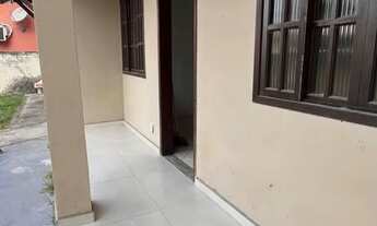 Imagem 2: Apartamento térreo com entrada INDEPENDENTE Próxima da Orla de Parque Nanci - Maricá