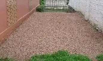 Imagem 5: Casa em Porto Alegre, no bairro Espírito Santo, com 2 dormitório(s), e 2 banheir