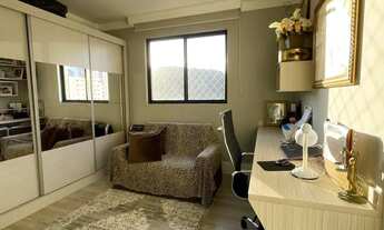 Imagem 4: Venda ou Locação a poucos metros do mar, este apartamento de alto padrão oferece