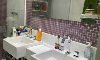 Imagem 6: Encontrei!!!!!!!!Entrar e morar, excelente apartamento totalmente reformado