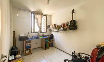 Imagem 3: Apartamento para venda possui 80 metros quadrados com 3 quartos em Luzia - Aracaju - SE