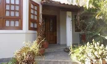 Imagem 5: Linda residência em rua nobre, junto ao centro da cidade