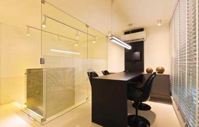 Imagem 6: Sala comercial/escritório dublex-70m²/Toda reformada/Alto padrão/Excelente localização/Opo