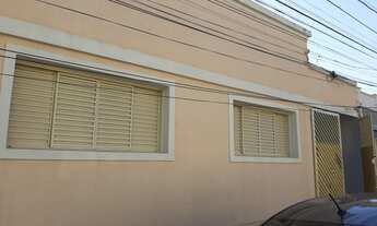 Imagem: Casa com 03 dormitórios a venda no bairro