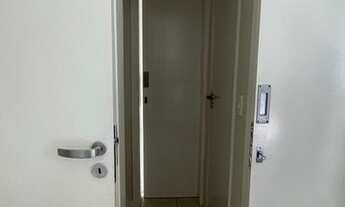 Imagem 4: Apartamento 3 Dormitórios Centro em Balneário Camboriú, Sacada com churrasqueira a carvão