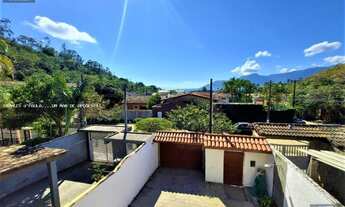 Imagem 2: Sobrado para Venda em São Sebastião, PORTAL DA OLARIA, 3 dormitórios, 3 suítes, 3 banheiro