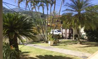 Imagem 5: Casa duplex, para duas famílias, no condomínio Bosque dos esquilos no Anil