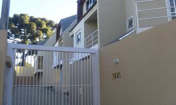 Imagem 2: EXCELENTE SOBRADO EM CONDOMINIO FECHADO NO AHÚ PROXIMO AVENIDA ANITA GARIBALDI