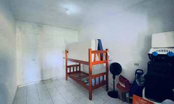 Imagem 2: Casa para venda possui 63 metros quadrados com 2 quartos em Balneário Gaivota - Itanhaém