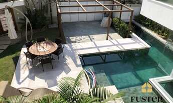 Imagem: Belíssima Casa Triplex à Venda no Condomínio