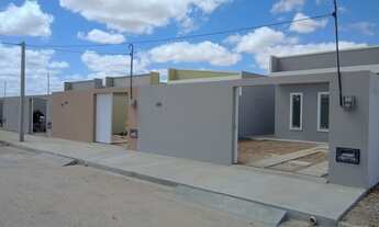 Imagem 2: Casa para venda em Limoeiro do Norte com 2 dormitórios e pronta para morar