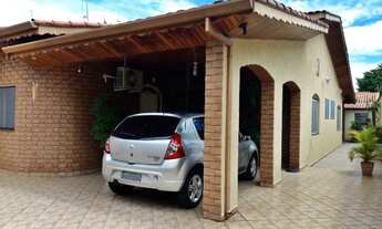 Imagem: Casa com 3 Quartos, Jardim Gurilândia