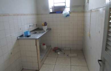 Imagem 7: Raridade na Rua Roberto Silva em Ramos-Só 130.00,00-Casa Tipo Aptº-Com Rgi