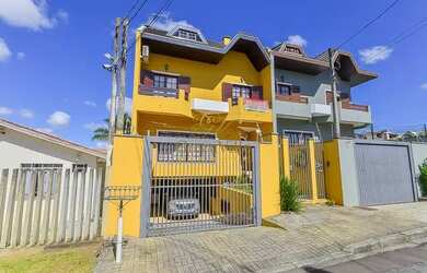 Imagem 3: Casa Sobrado, 3 quartos sendo 1 suíte, 2 vagas de garagens, semi-mobiliada, à venda, Boa