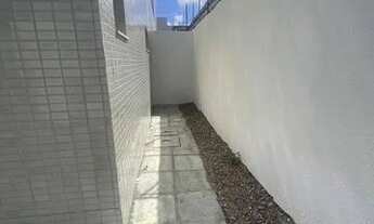 Imagem 6: Apartamento térreo nos Bancários com área externa em U