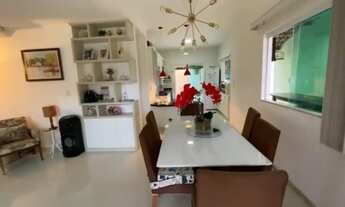 Imagem 7: Casa de condomínio fechado para venda possui 294 metros, com 3 quartos