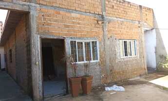 Imagem 4: Casa em construção ?