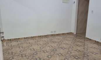 Imagem 4: CASA 03 COMODOS SEM VAGA, PRÓXIMO A RUA SILVIO DONINI EM DIADEMA