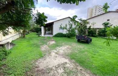 Imagem 2: Casa com 4 quartos para alugar no bairro Cidade dos Funcionários - Fortaleza/CE