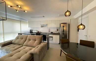 Imagem 4: Apartamento totalmente mobiliado, com quarenta metros quadrados, dois dormitórios e uma va