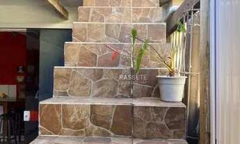 Imagem 4: CASA COM PISCINA APENAS 500 METROS DO MAR NO CENTRO DE NAVEGANTES - SC