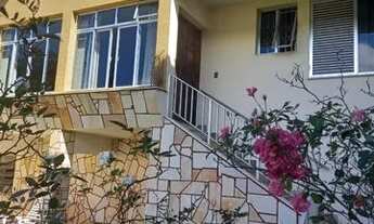 Imagem 3: Casa Petrópolis, Vila Militar, localizada na melhor rua do bairro