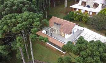 Imagem 2: Casa de condomínio para venda tem 316 metros quadrados com 4 quartos