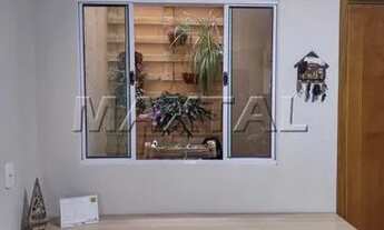 Imagem 3: Vende sobrado em condomínio fechado, com 2 suítes, sala 2 ambientes, cozinha com armários