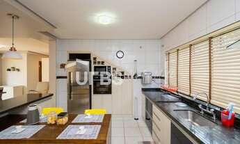 Imagem 2: Jardins Madri - Sobrado 5 quartos, sendo 2 suítes